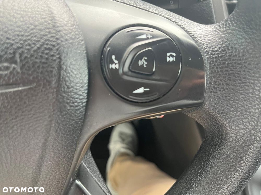 Ford Transit Connect - 9