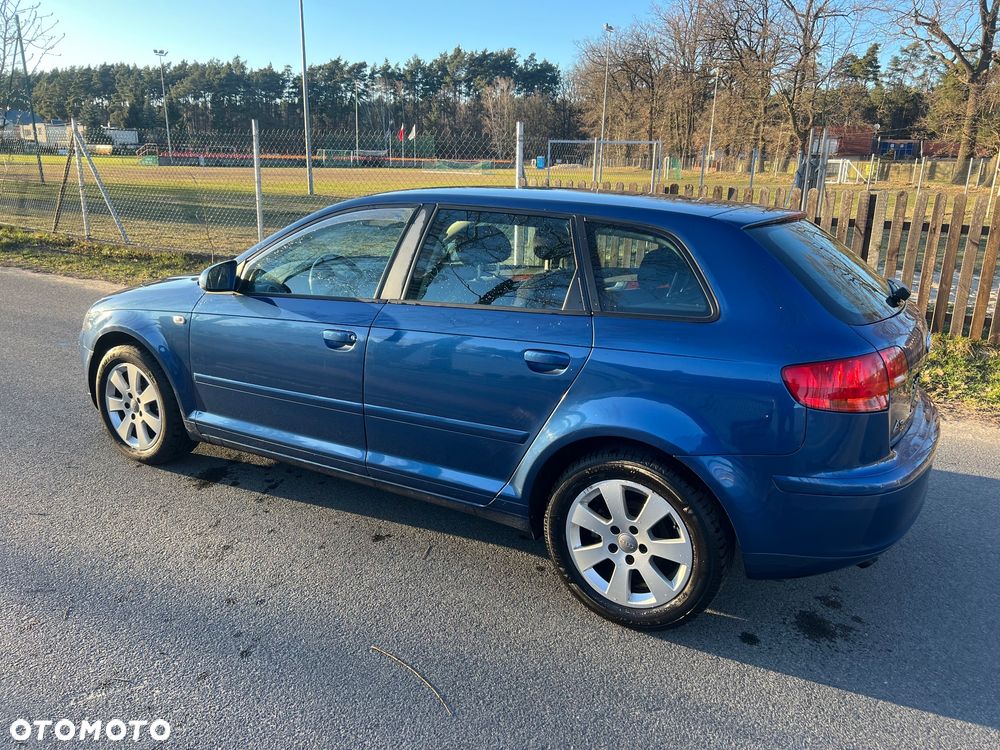 Audi A3 Sportback 1.9 TDI Attraction - 14