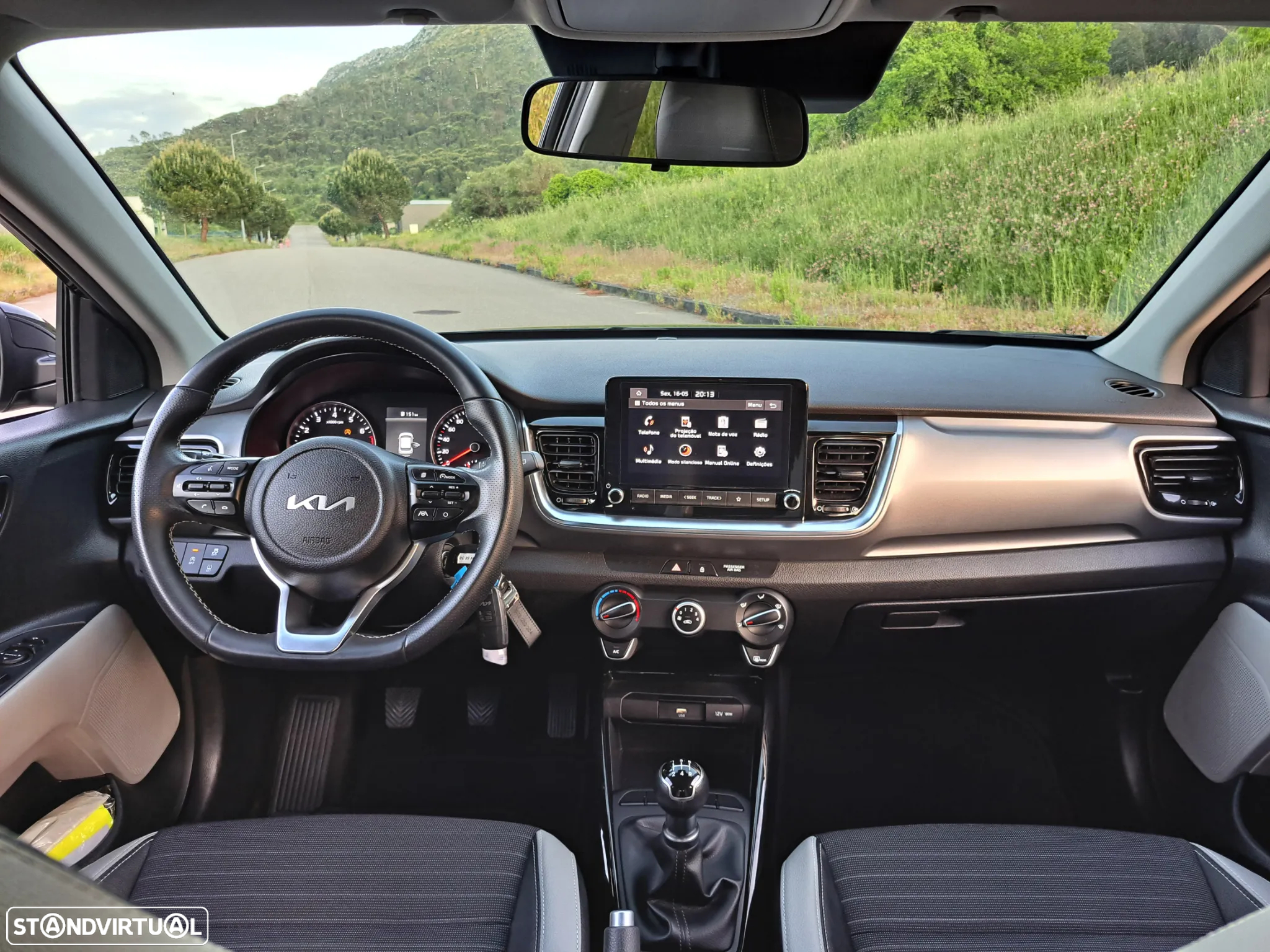 Kia Stonic 1.2 Dynamic - 3
