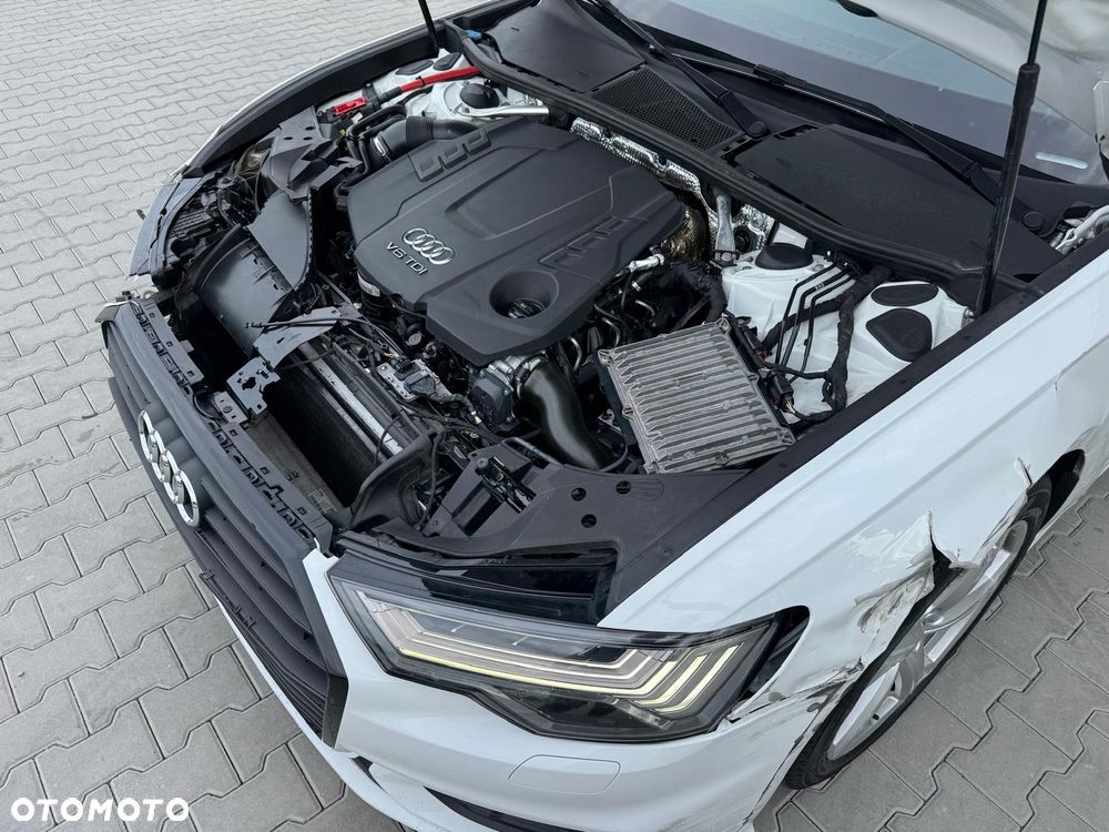 Audi A6 Avant 45 TDI quattro S tronic S line - 29