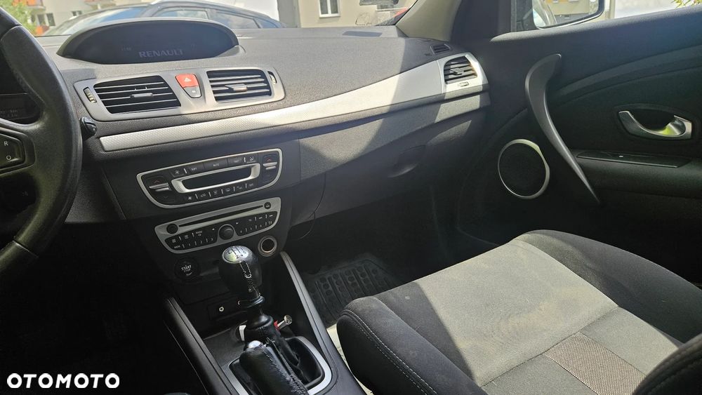 Renault Megane 1.5 dCi Privilege - 17