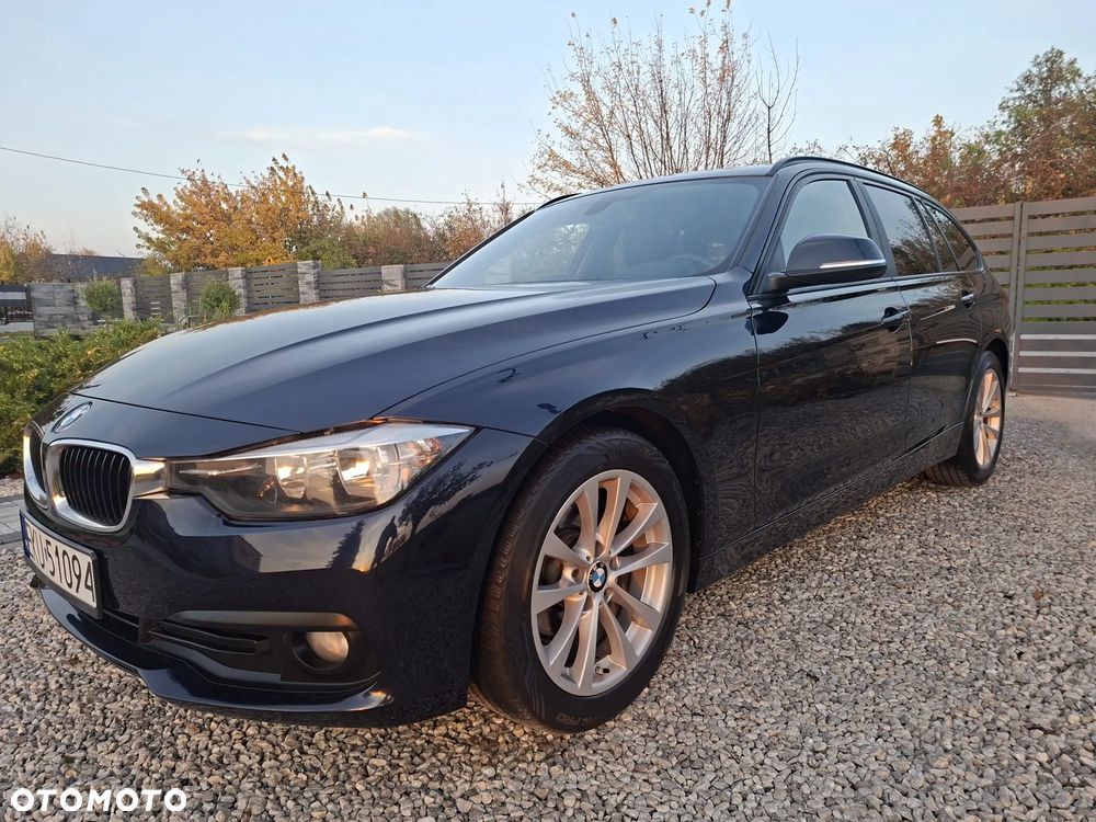 BMW Seria 3 318d Luxury Line - 18