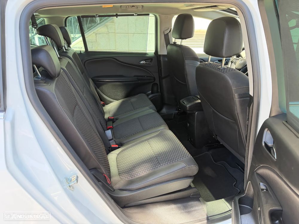 Opel Zafira 1.4 T Cosmo S/S 144g - 23