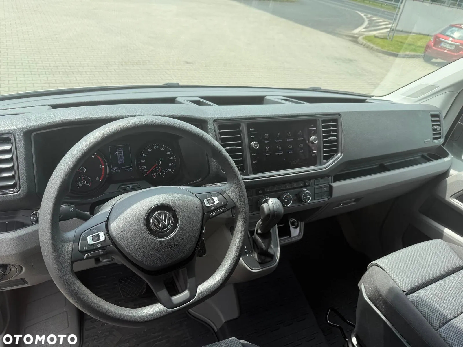 Volkswagen Crafter - 12