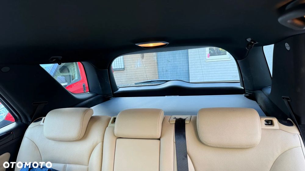 Mercedes-Benz ML 350 CDI 4Matic 7G-TRONIC DPF Grand Edition - 24