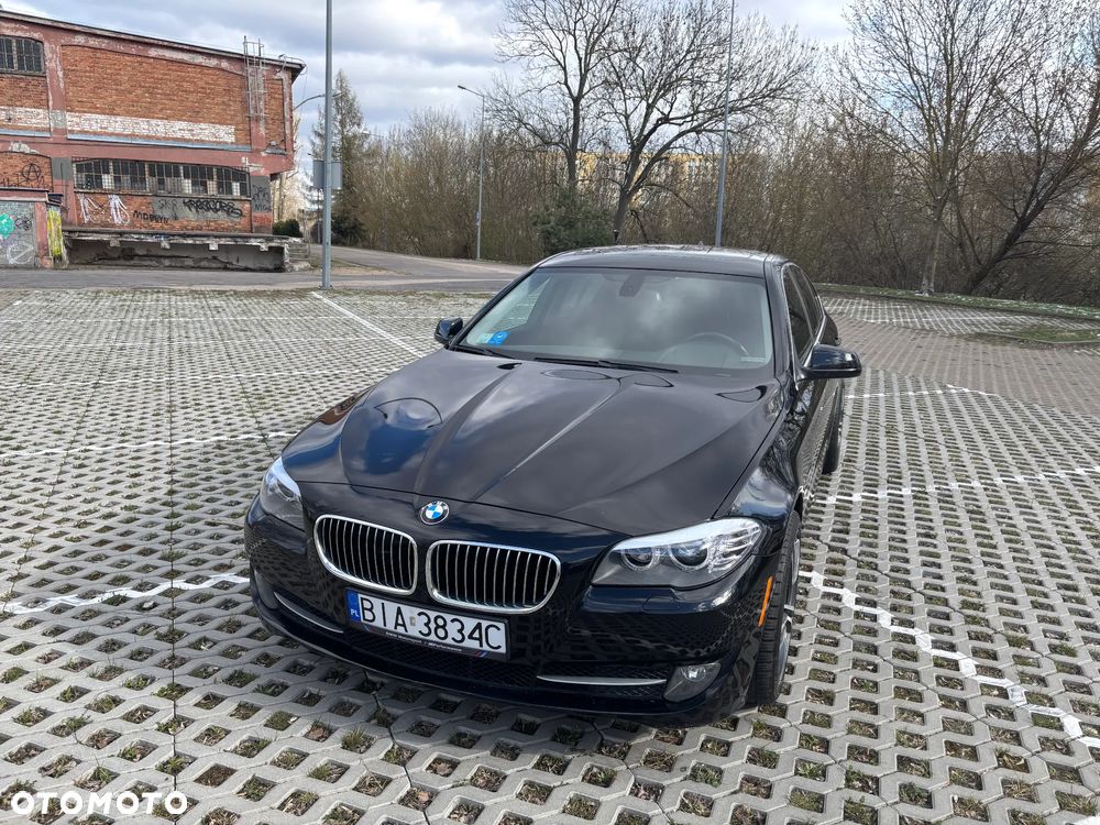 BMW Seria 5 528i - 2
