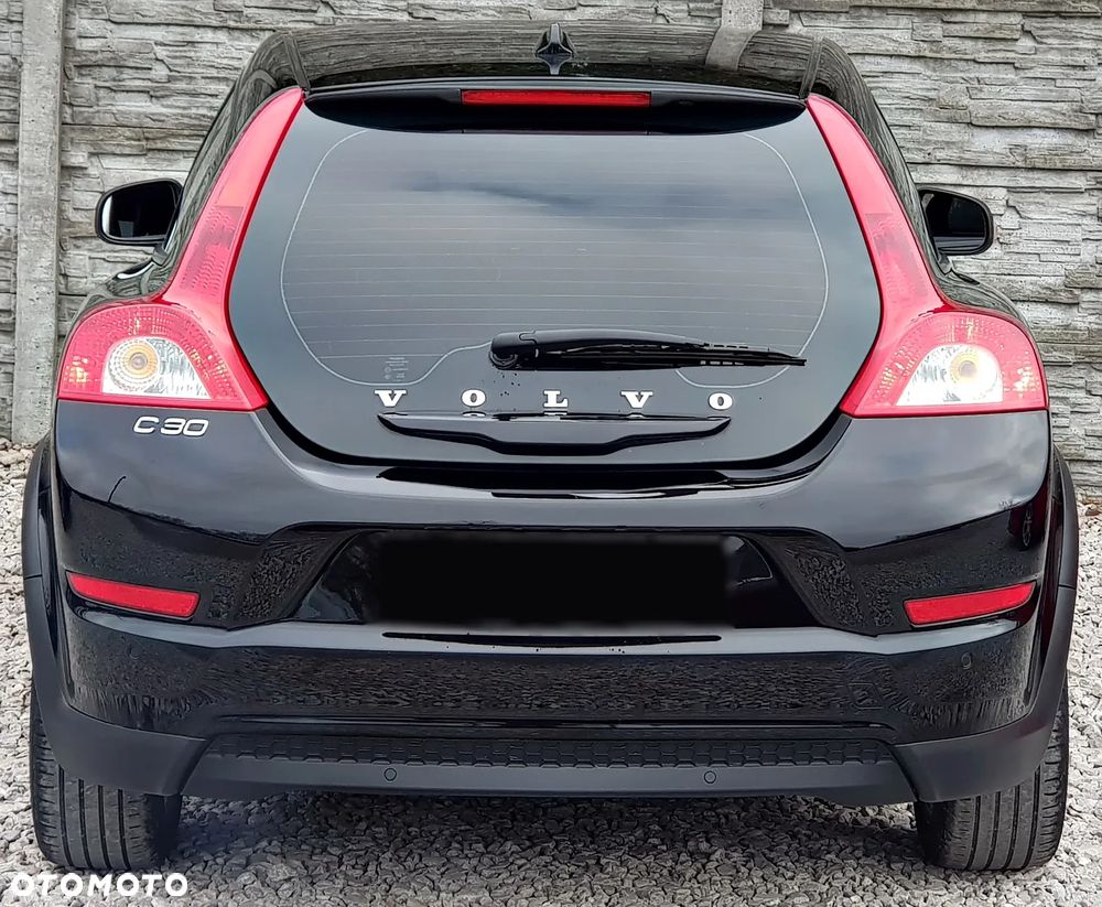 Volvo C30 D3 R-Design - 10