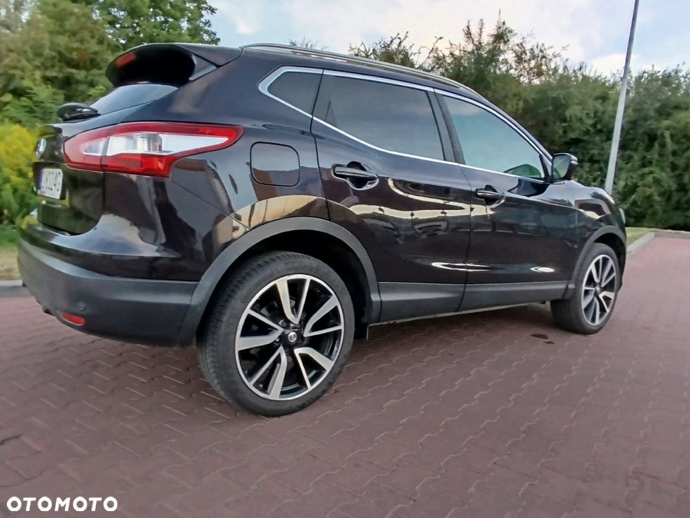 Nissan Qashqai 1.2 DIG-T Tekna EU6 - 4