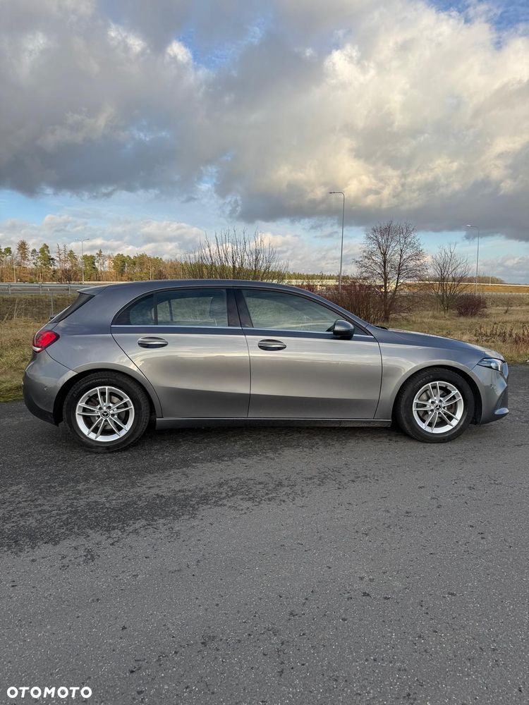 Mercedes-Benz Klasa A 180 d AMG Line 7G-DCT - 7