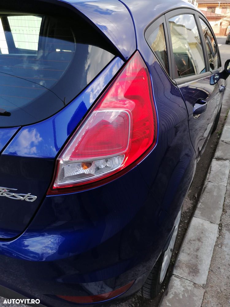 Ford Fiesta - 2