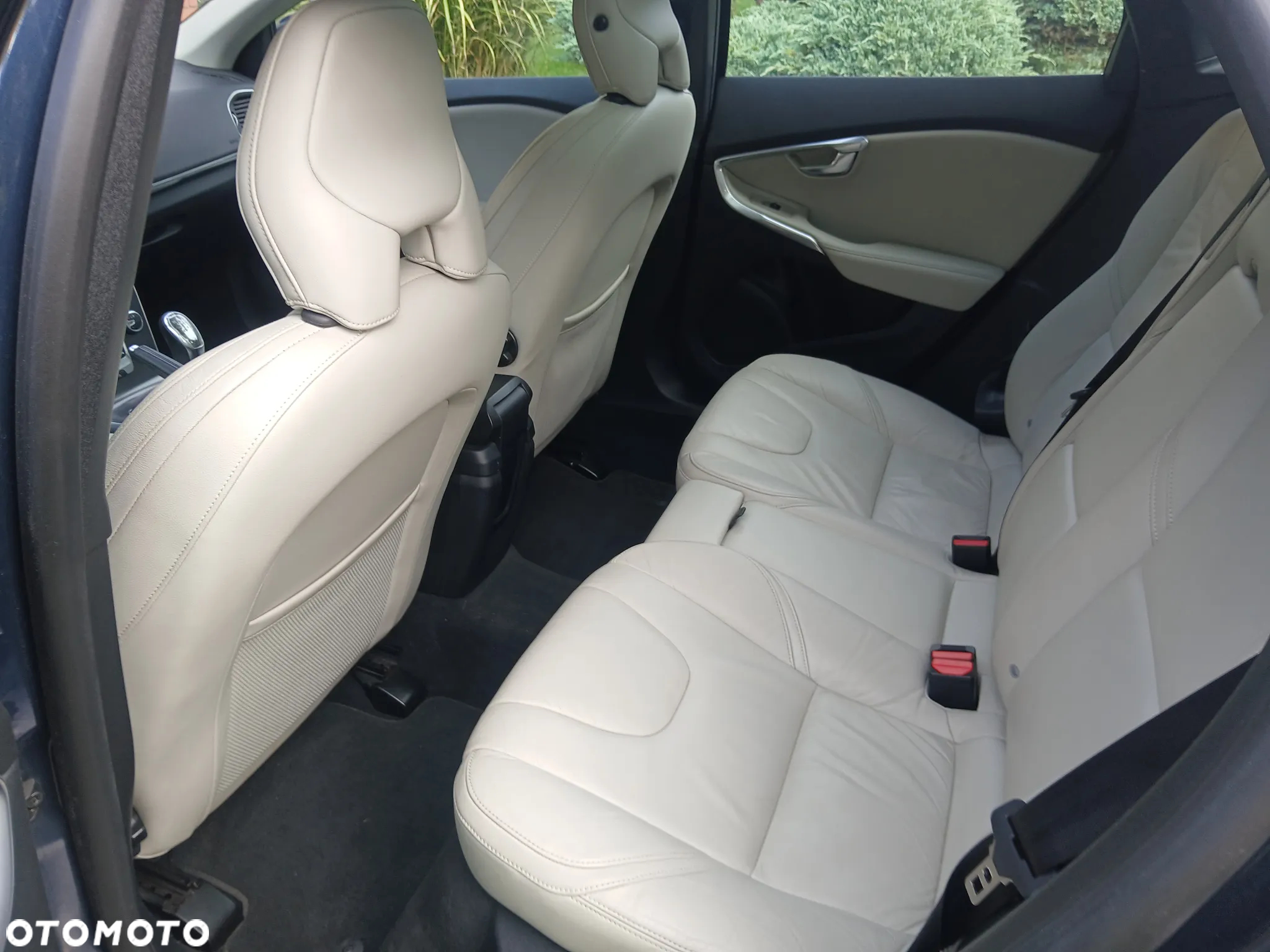 Volvo V40 D2 Summum - 15