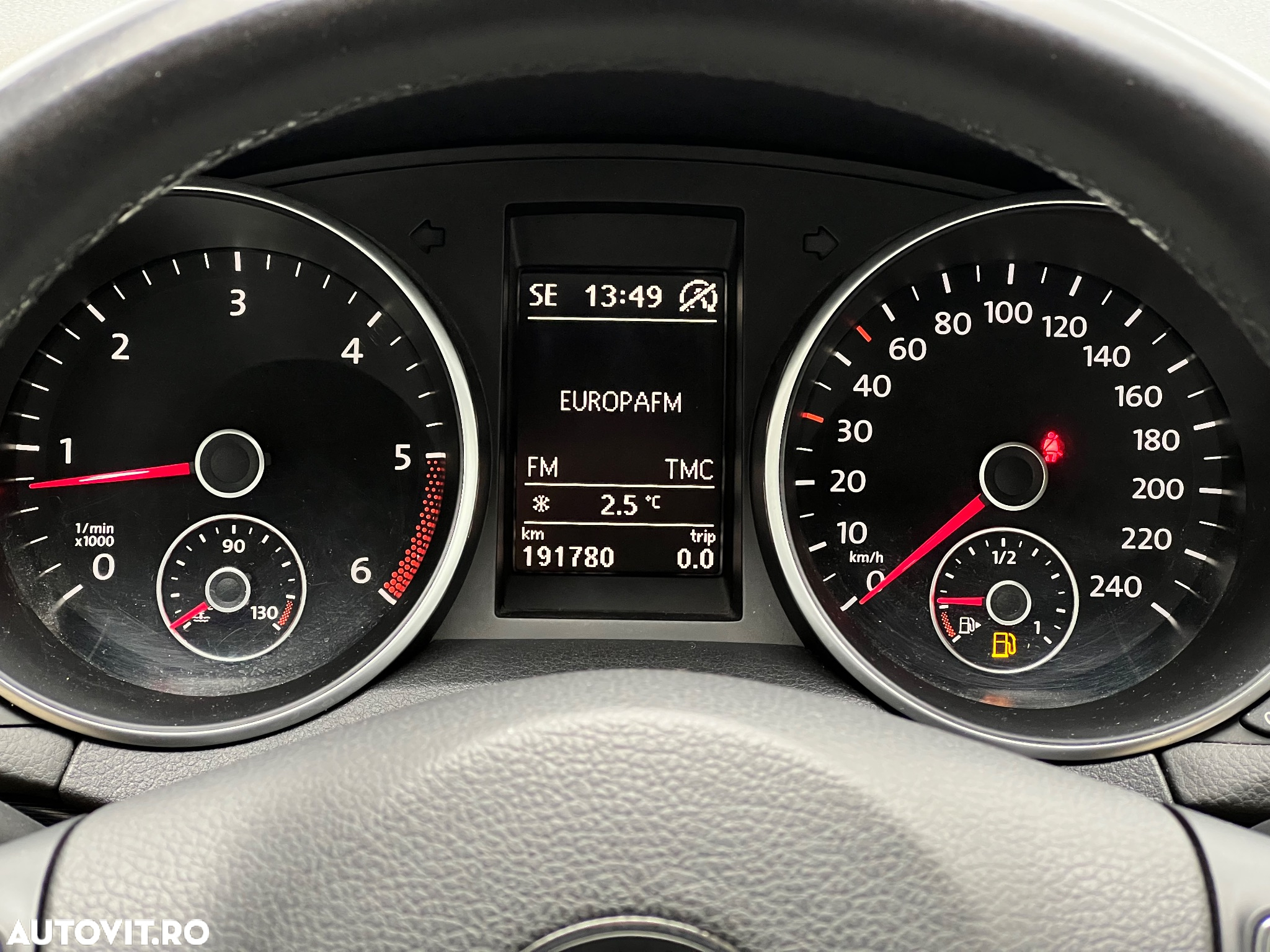 Volkswagen Golf 2.0 TDI BlueMotion Technology Highline - 29