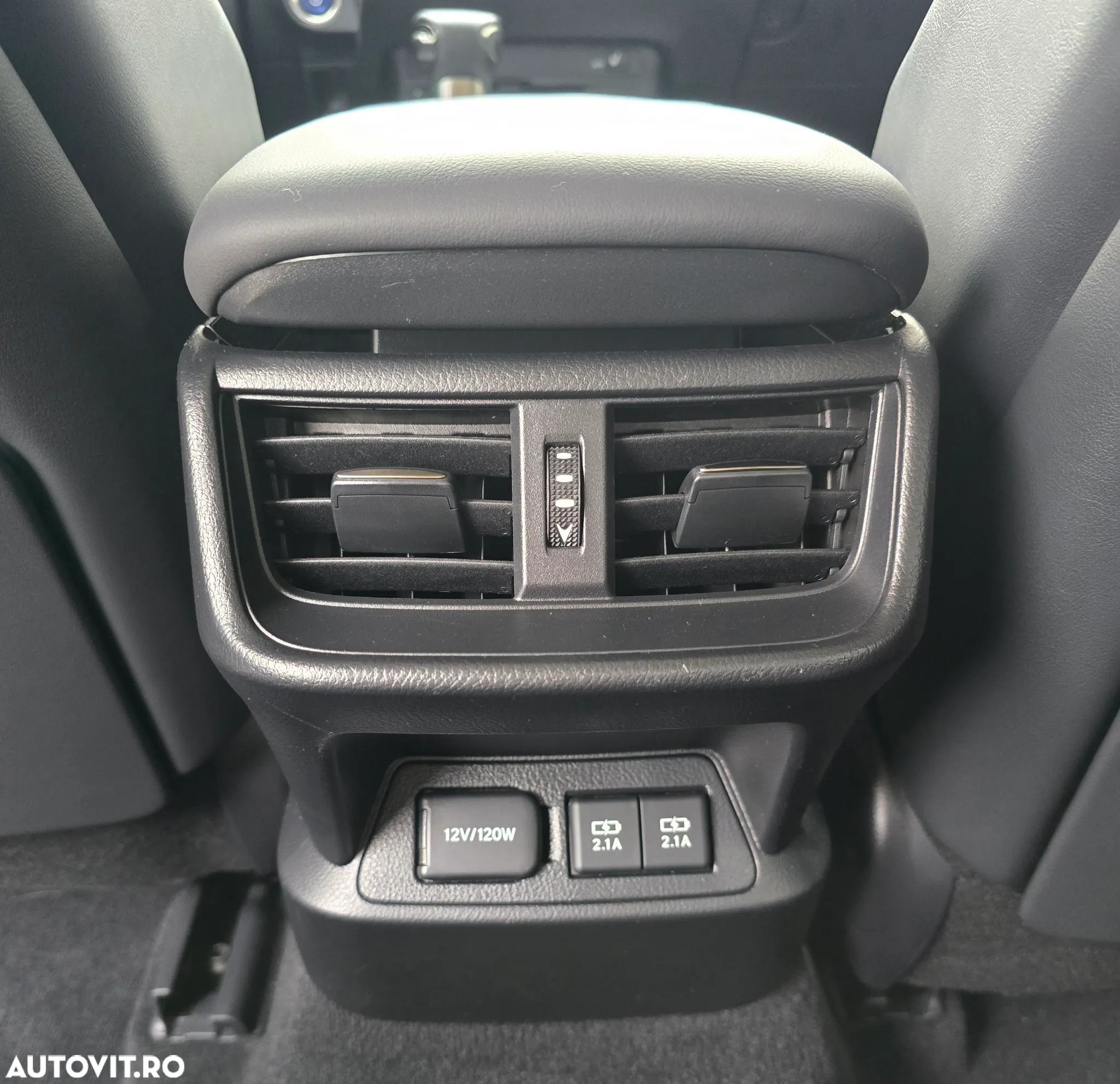 Lexus Seria ES 300h 2.5 TNGA HV 25H- 4X2 CVT Business - 28