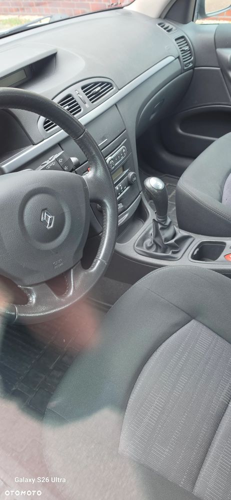 Renault Laguna - 8