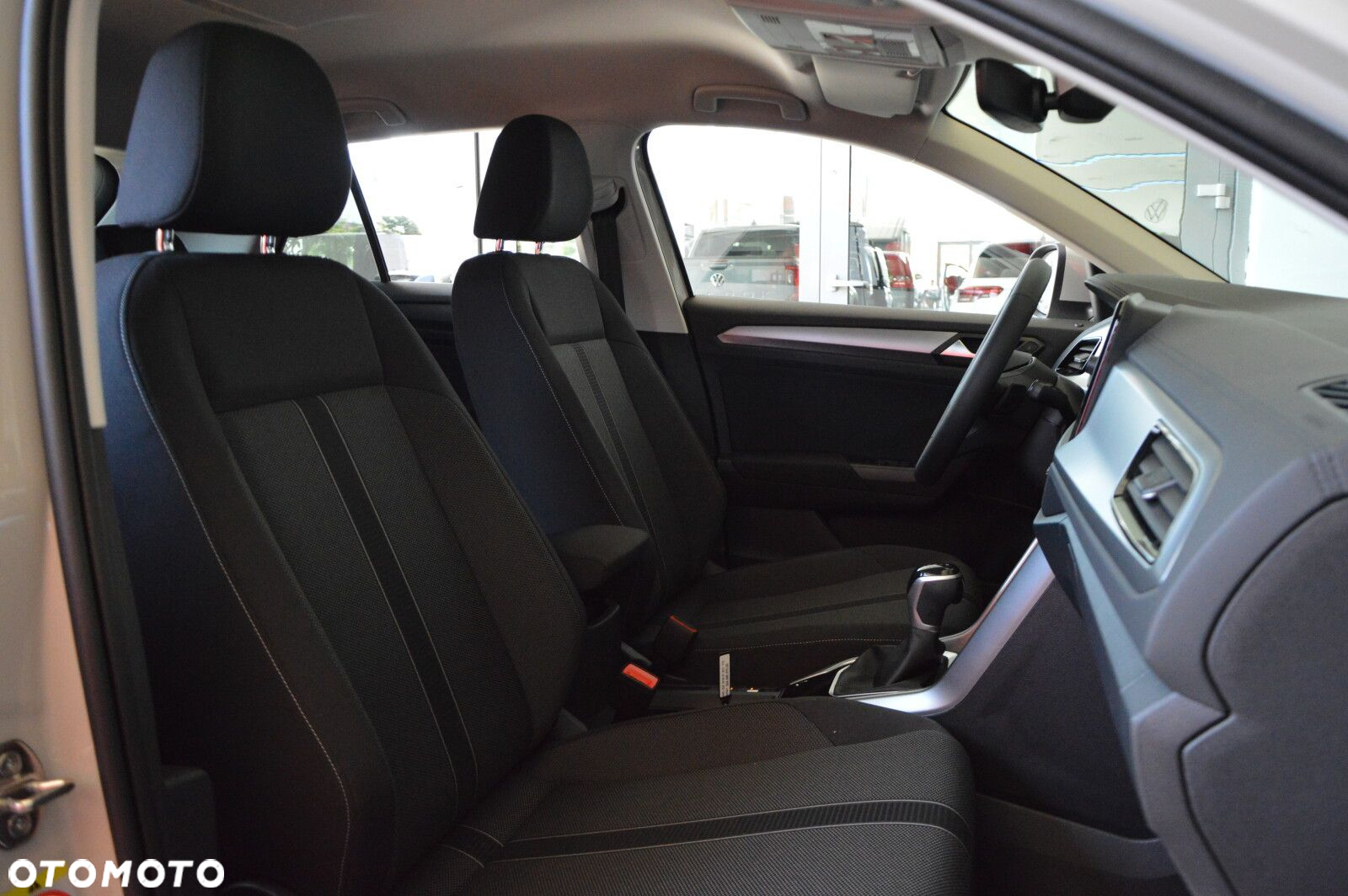 Volkswagen T-Roc - 20