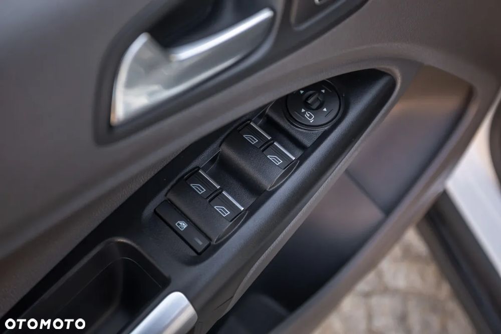 Ford Tourneo Connect Grand - 21