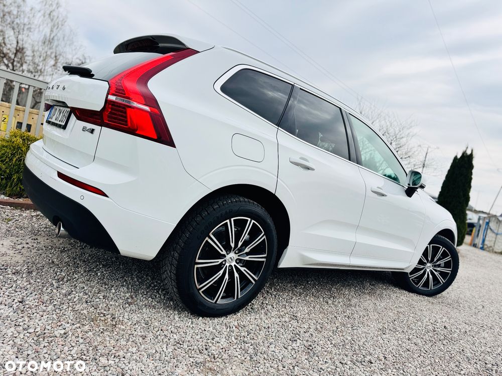 Volvo XC 60 B4 D AWD Geartronic Momentum Pro - 21