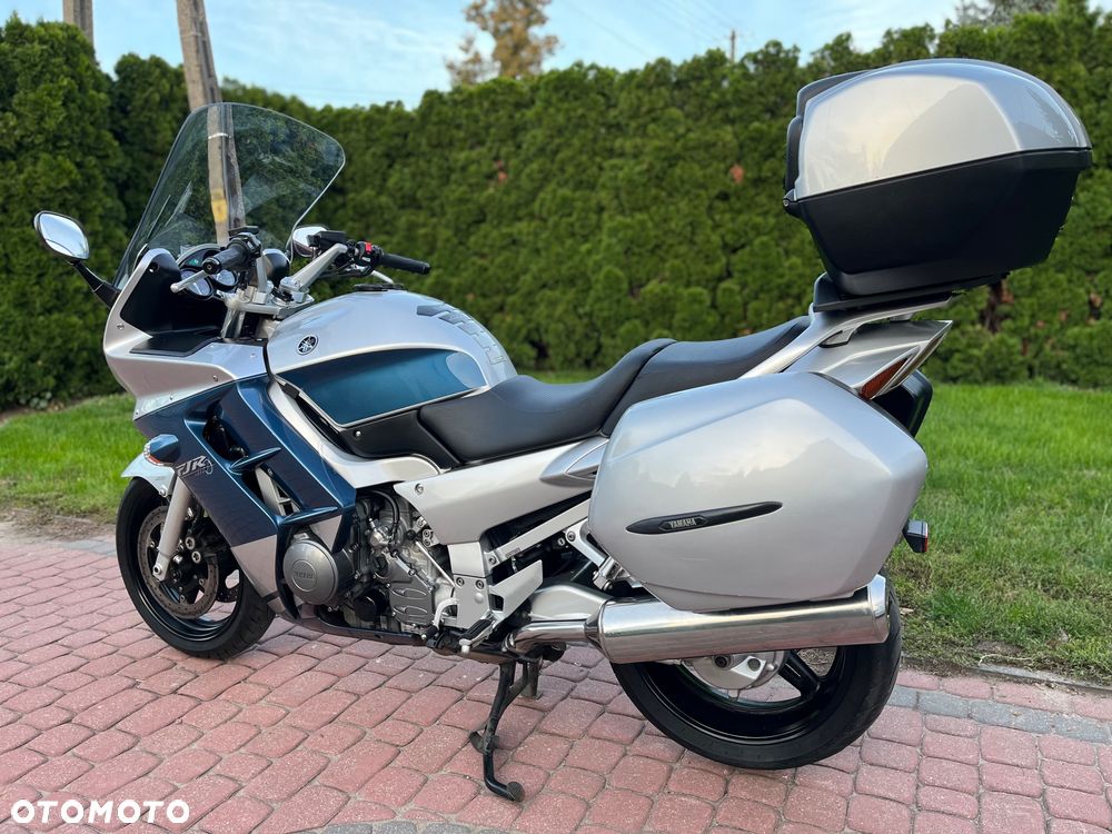 Yamaha FJR - 10
