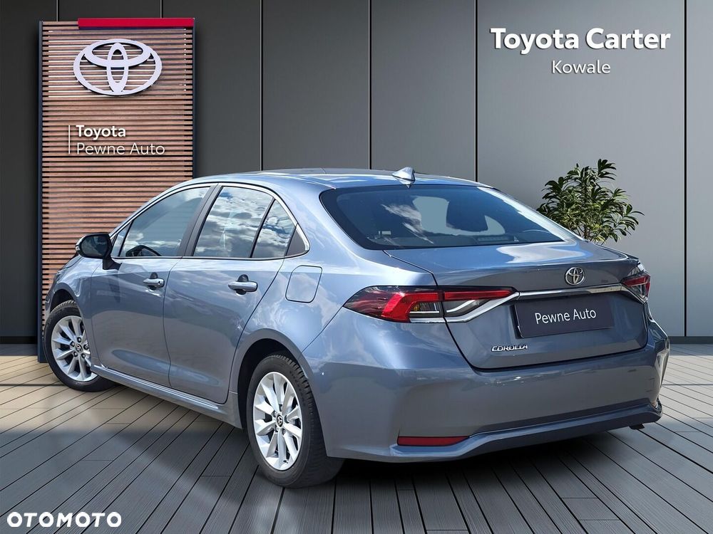 Toyota Corolla - 4