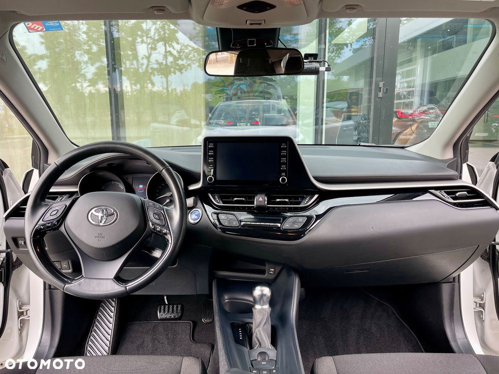 Toyota C-HR - 16