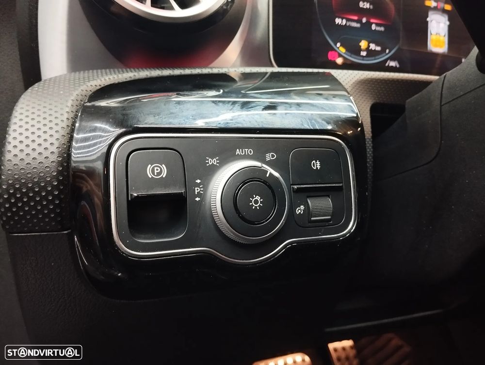 Mercedes-Benz A 180 Limousine d AMG Line Aut. - 20