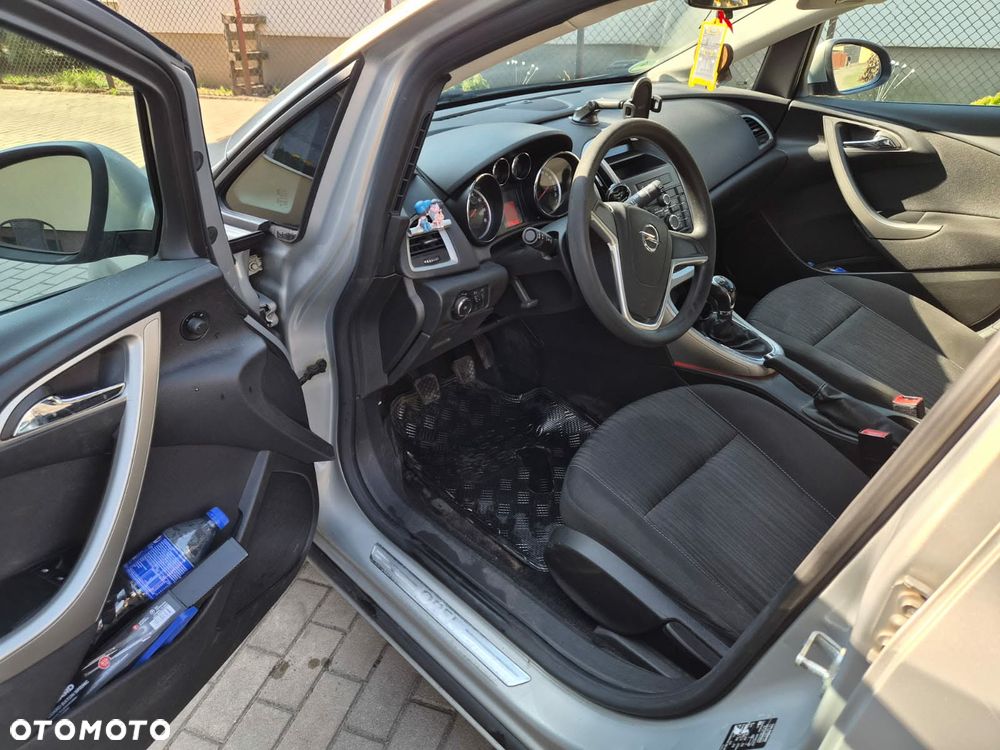 Opel Astra 1.4 ecoFLEX - 10