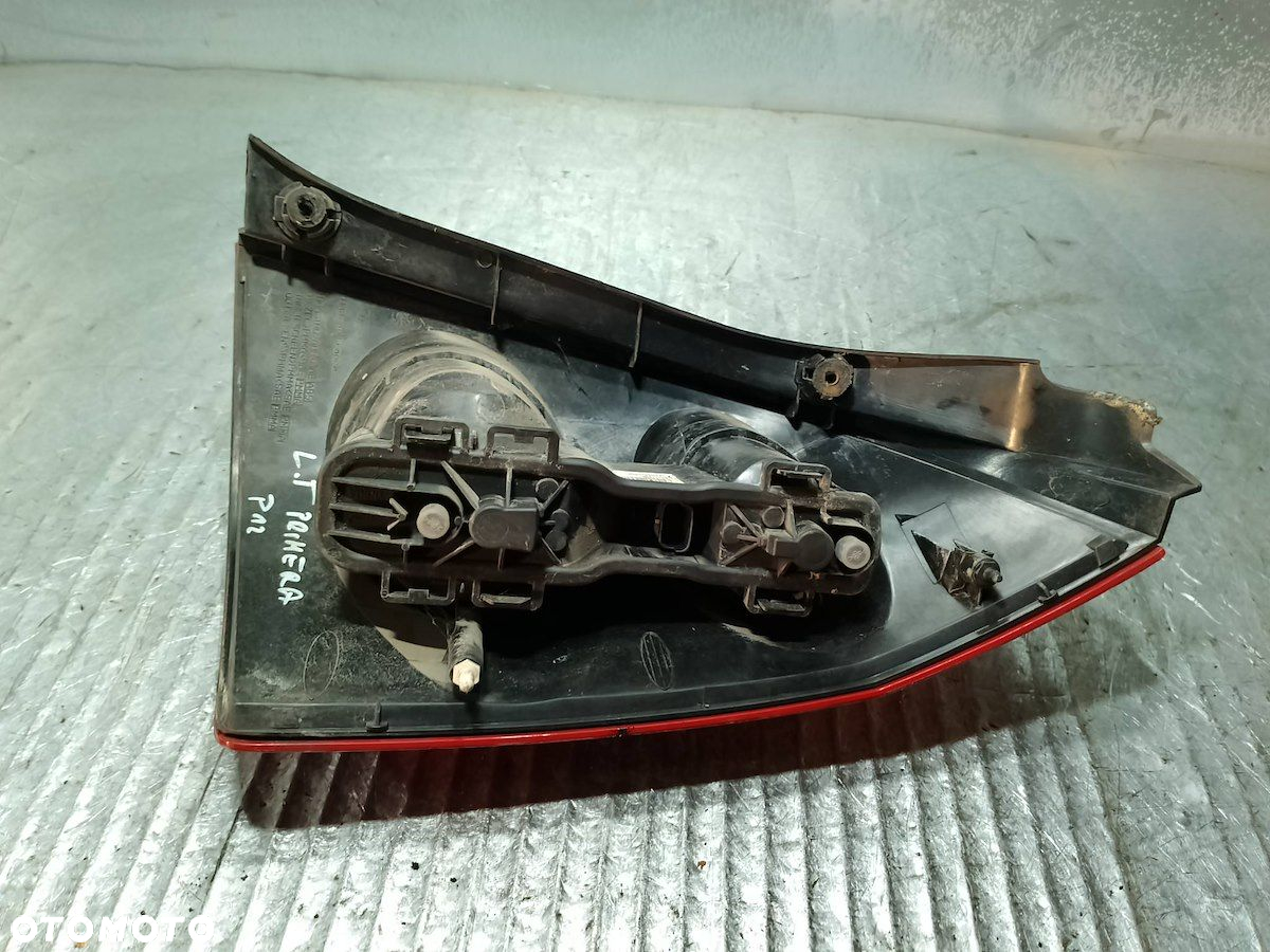LAMPA TYLNA LEWA NISSAN PRIMERA P12 ( 03-07 ) 1.9 DCI KOMBI 26555AU40A - 3