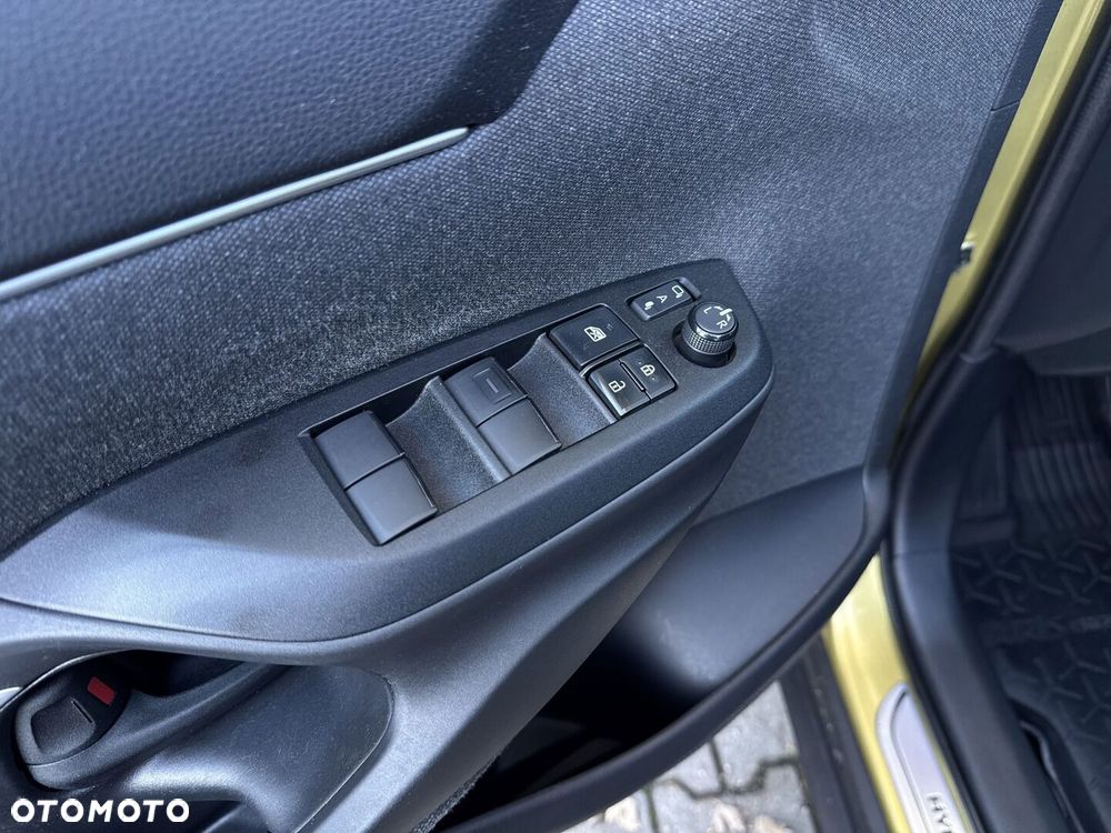 Toyota Yaris Cross Hybrid 1.5 Comfort - 27