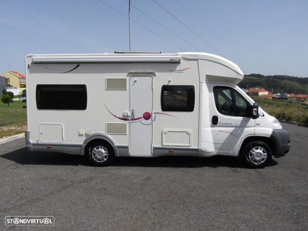 Challenger Genesis 36 Cama Francesa e Cama Basculante - 15