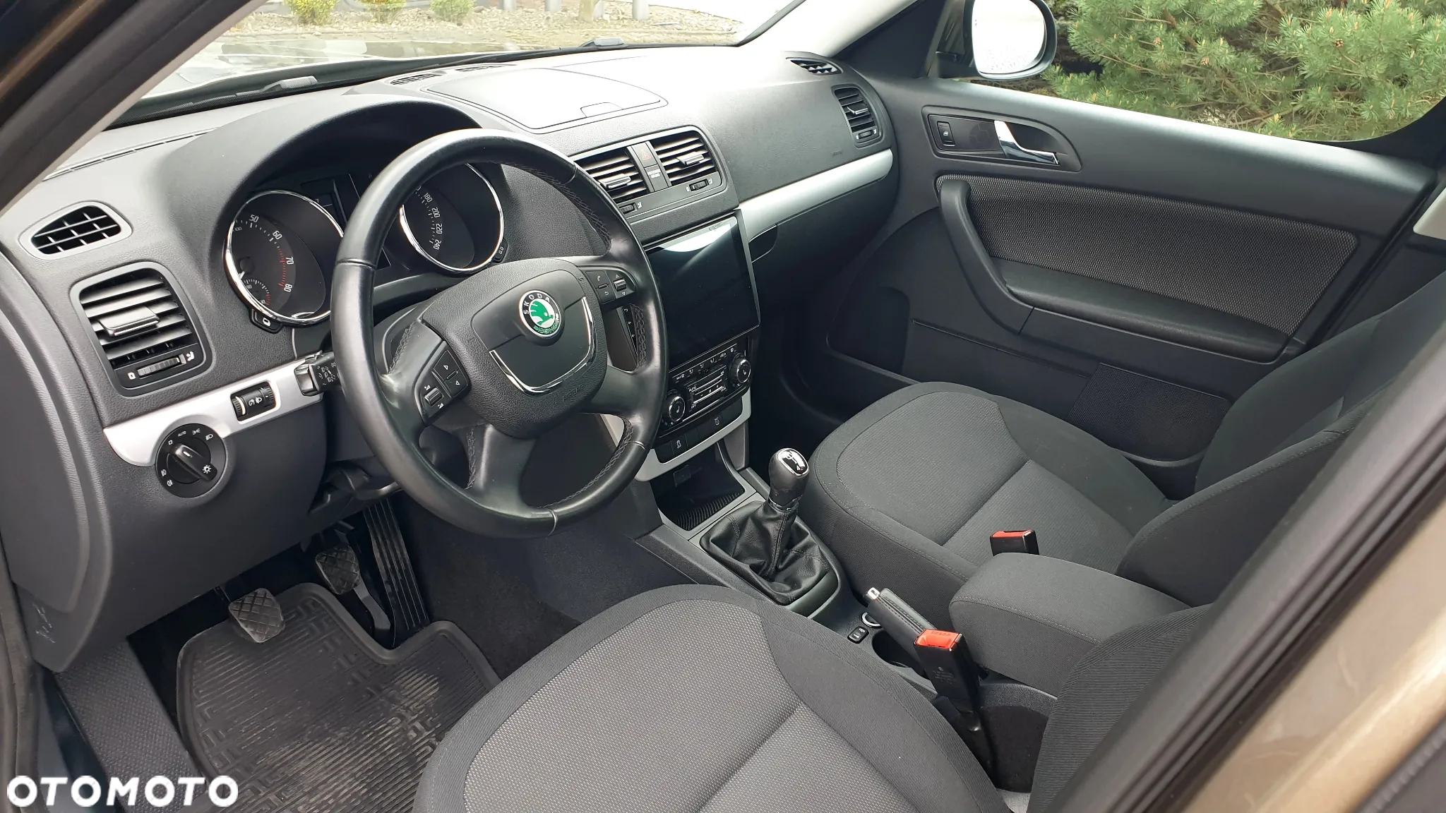 Skoda Yeti 1.8 TSI 4x4 Ambition PLUS EDITION - 20