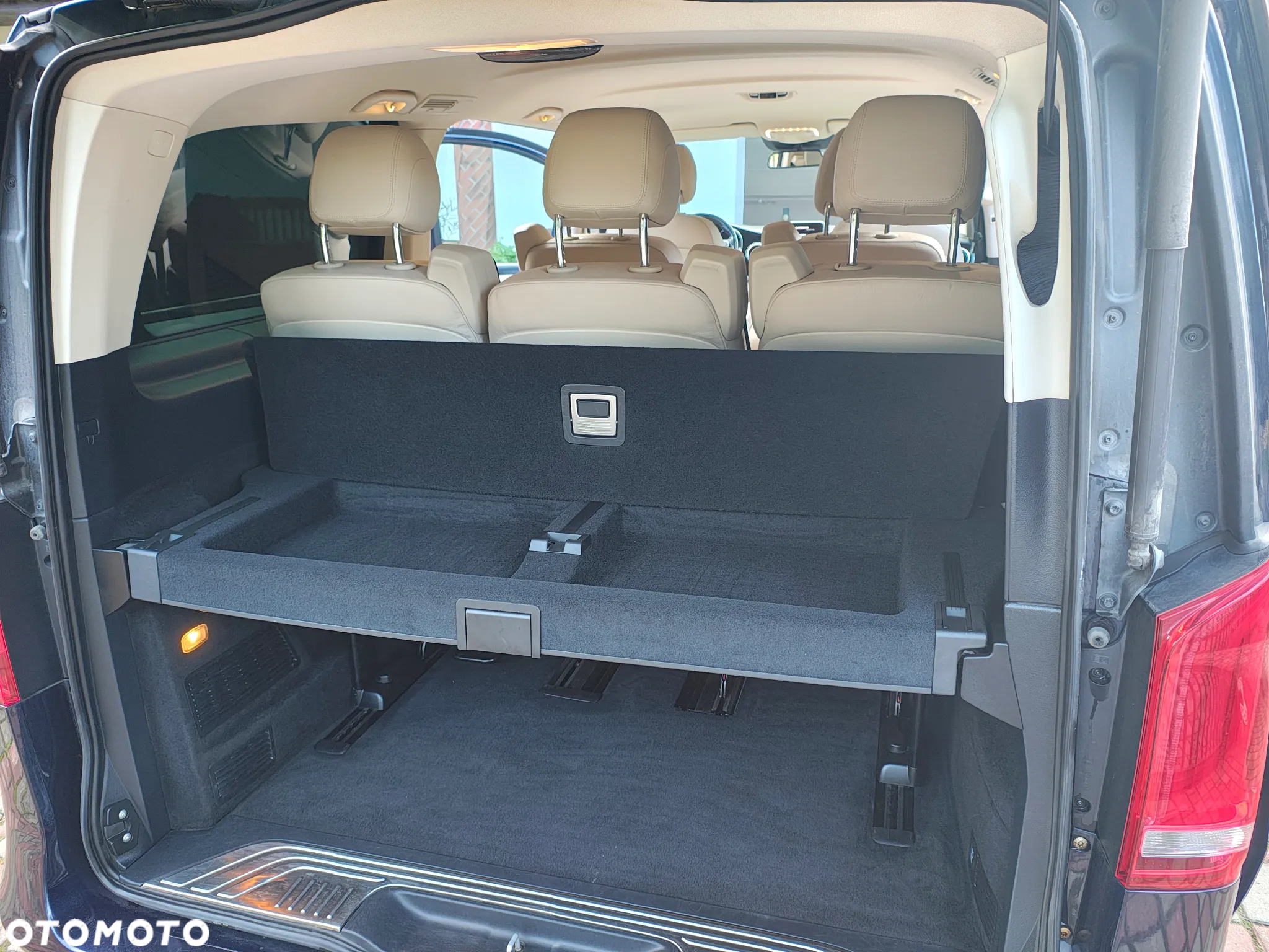 Mercedes-Benz Klasa V 250 (BlueTEC) d Avantgarde 7G-Tronic (d³ugi) - 25