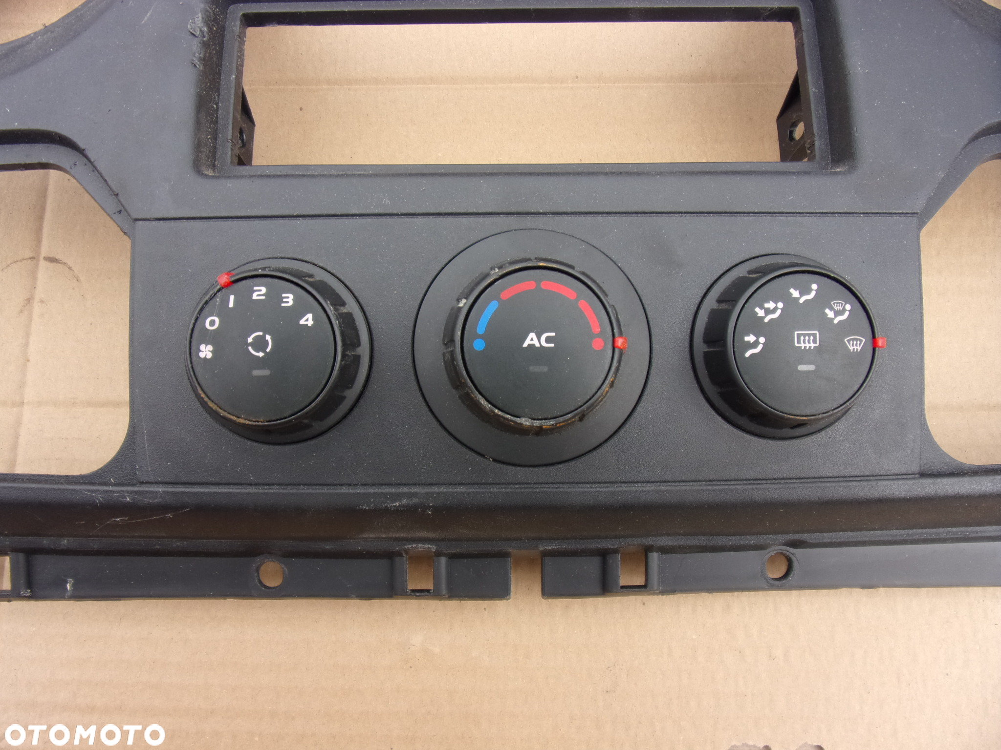 Panel sterowania nadmuchem klima Renault Master III - 2