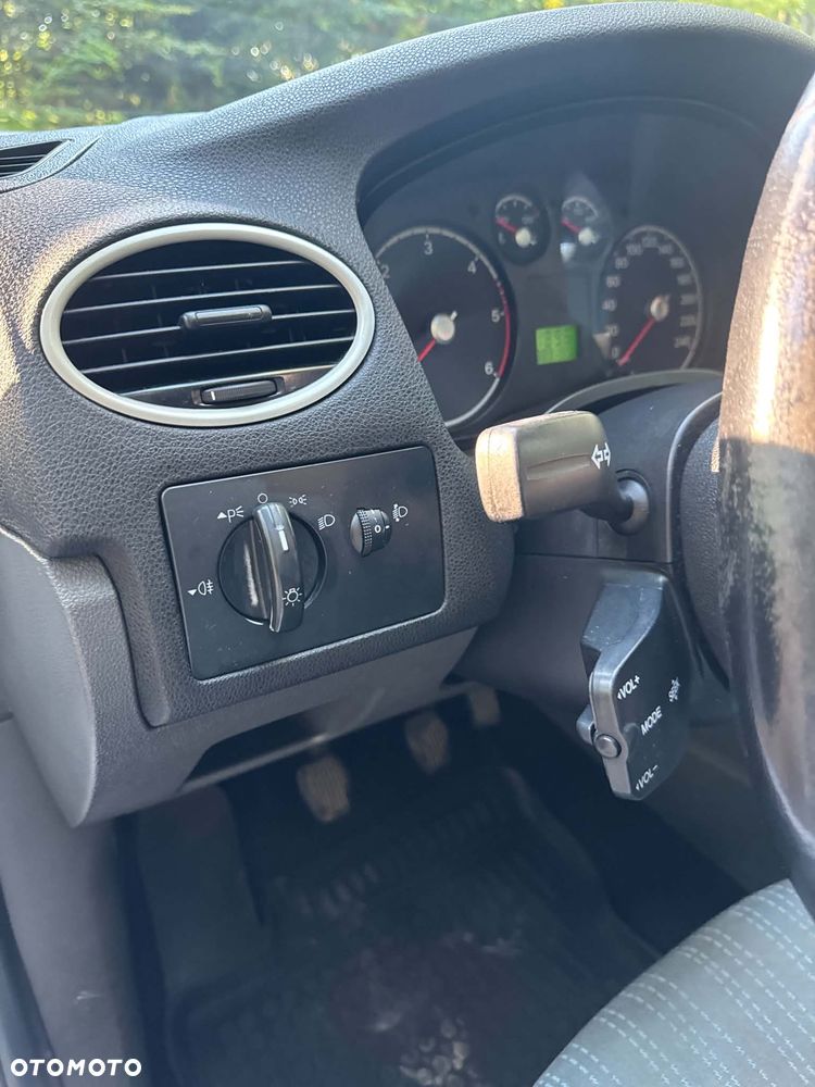 Ford Focus - 15