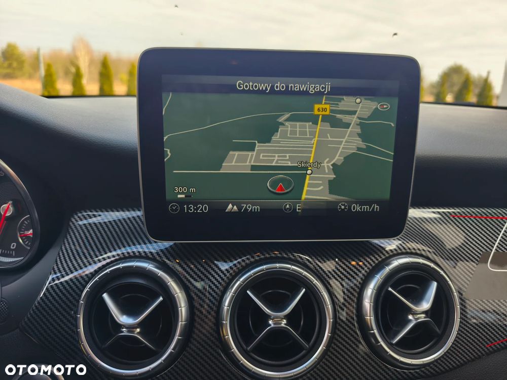 Mercedes-Benz CLA - 14