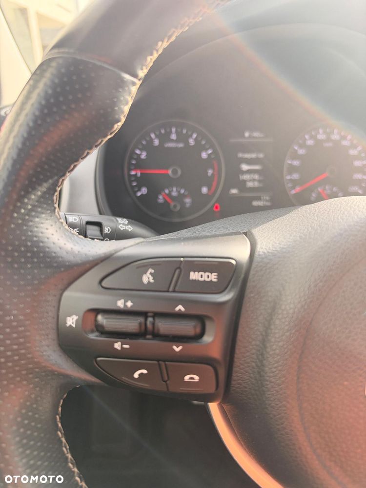 Kia Stonic - 25