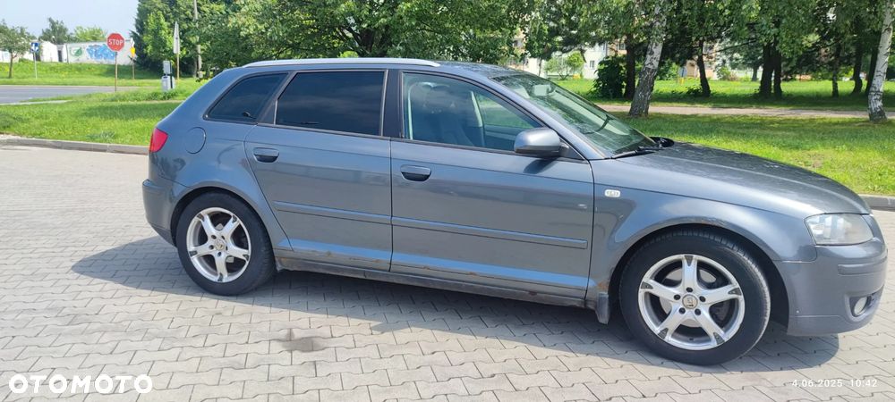 Audi A3 ver-2-0-fsi-sportback-ambiente - 4