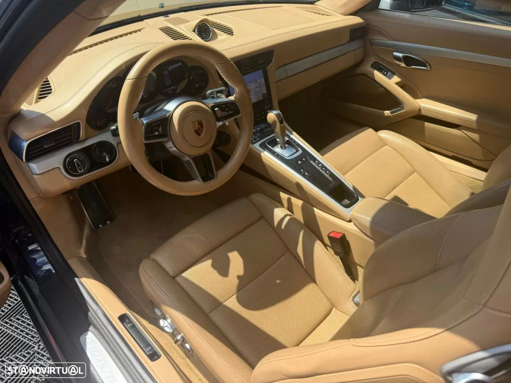 Porsche 991 Carrera 4 S PDK - 11