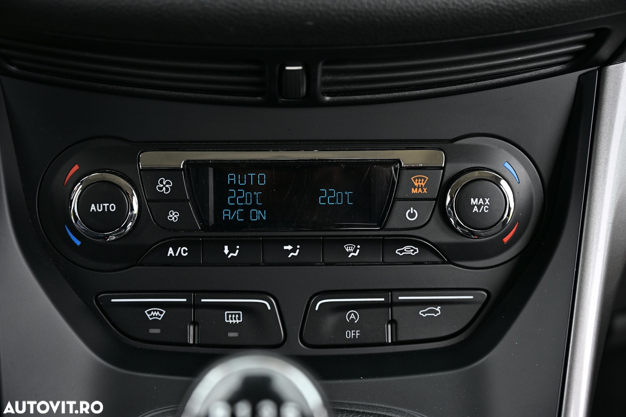 Ford Kuga 2.0 TDCi 4x4 SYNC - 17