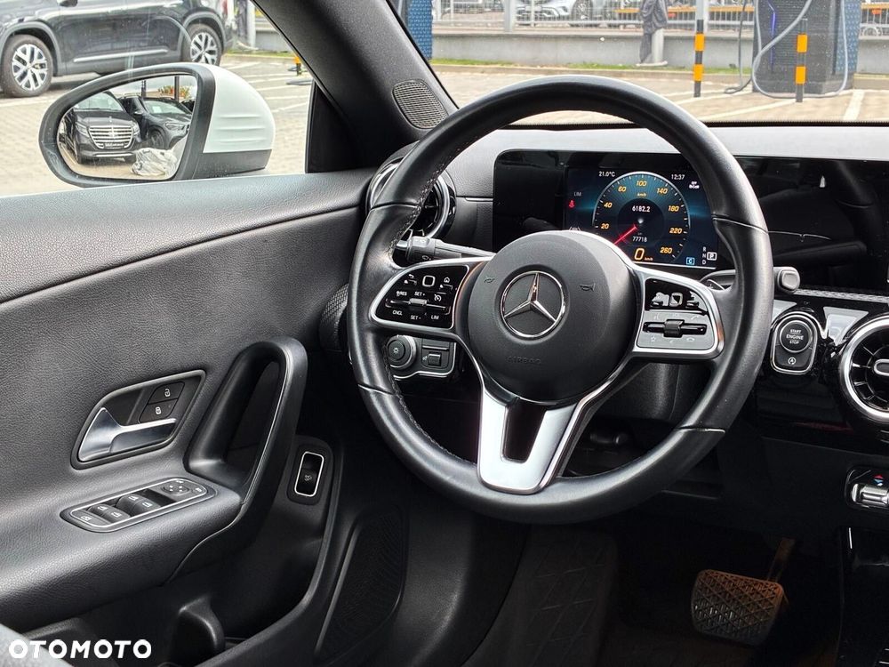 Mercedes-Benz CLA - 17