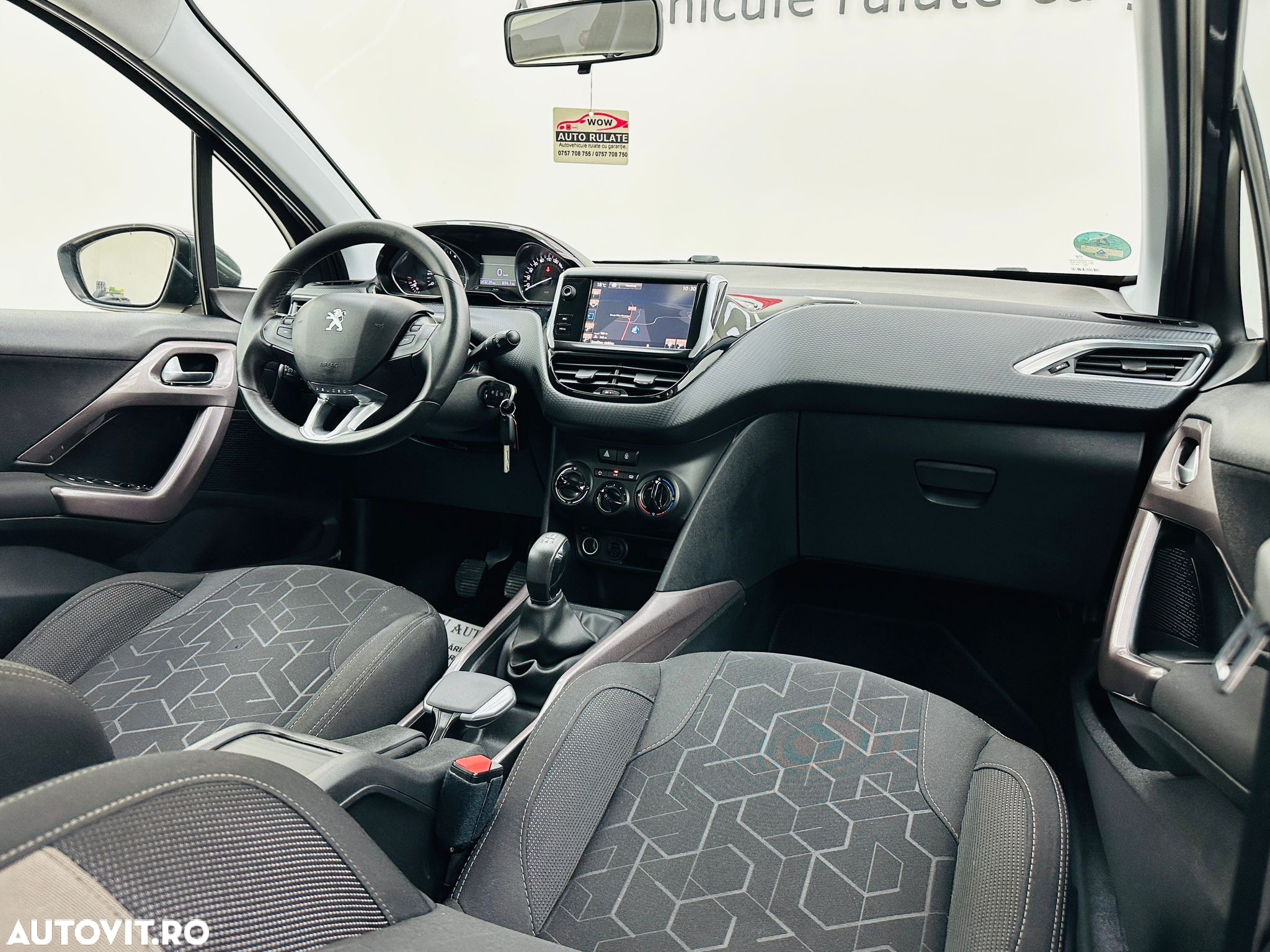 Peugeot 2008 - 24