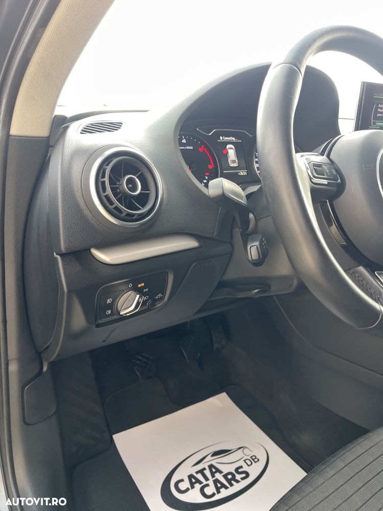 Audi A3 2.0 TDI Sportback Ambiente - 30