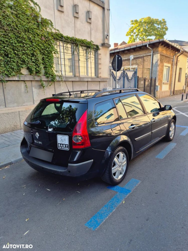 Renault Megane II Sedan 1.6 Influence - 5