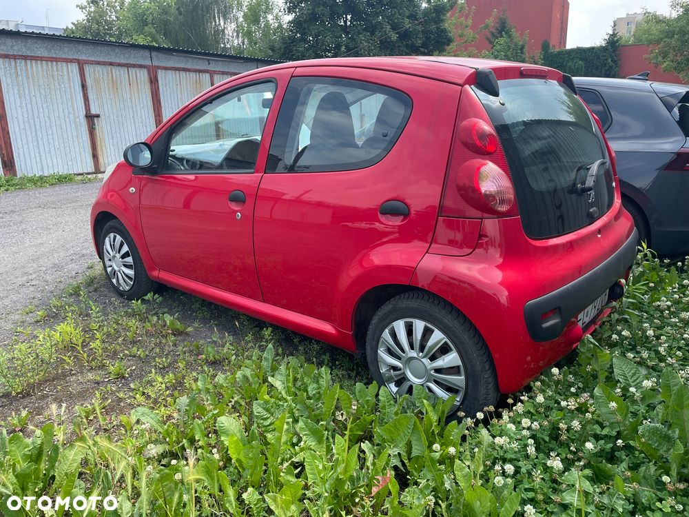 Peugeot 107 - 1