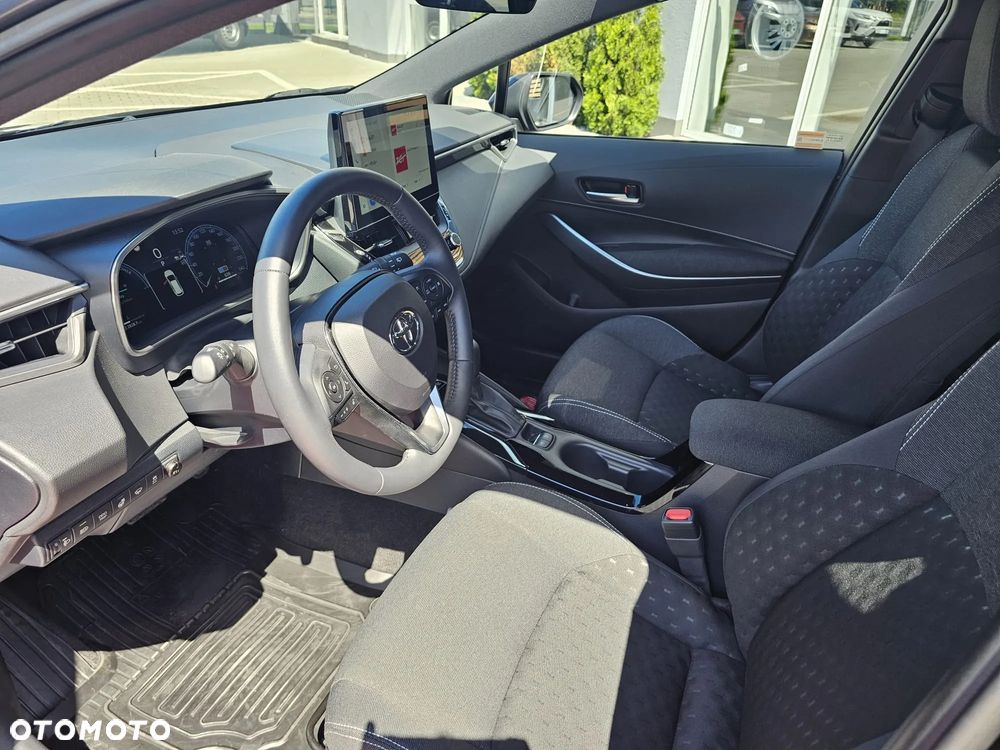 Toyota Corolla 1.8 Hybrid Comfort - 17