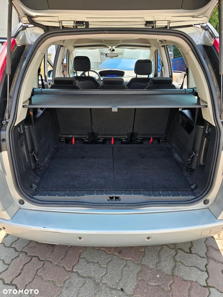 Citroën C4 Grand Picasso - 17
