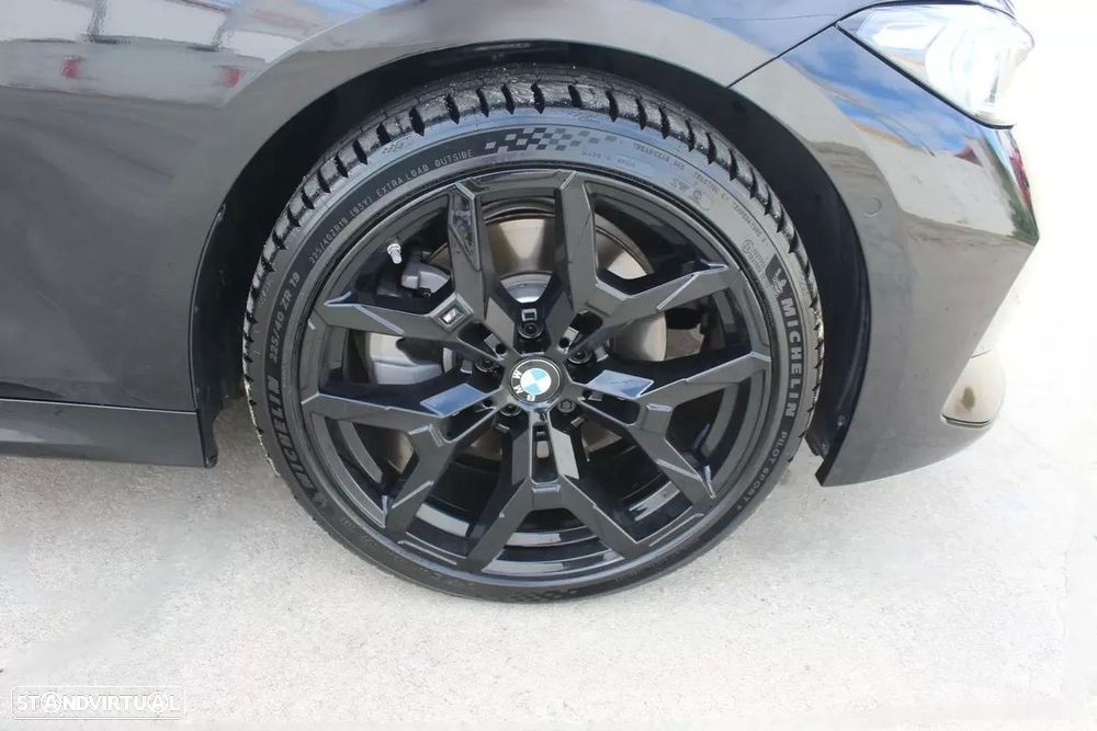 BMW 330 e Touring Aut. M Sport - 53