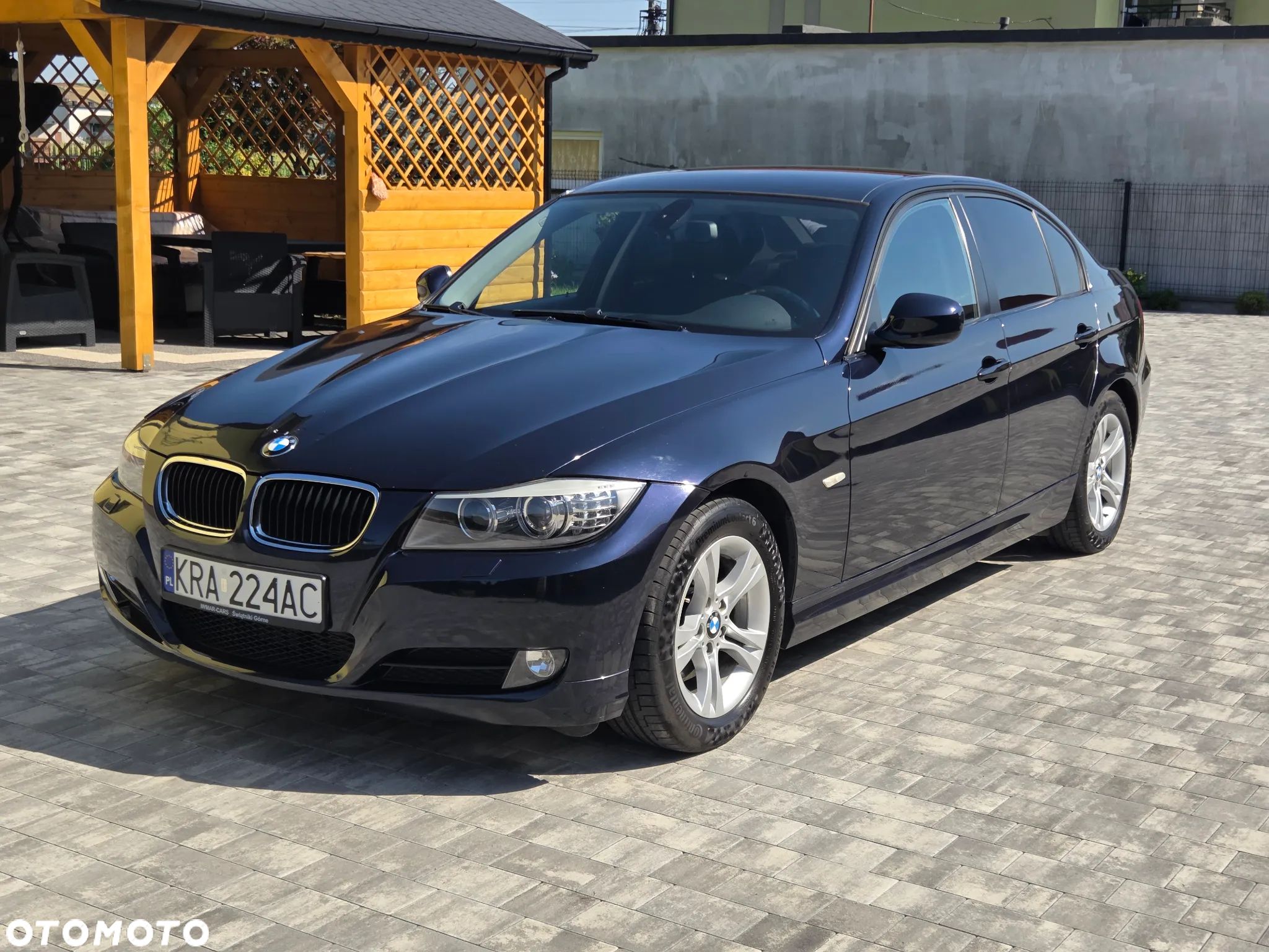 BMW Seria 3 318d - 1