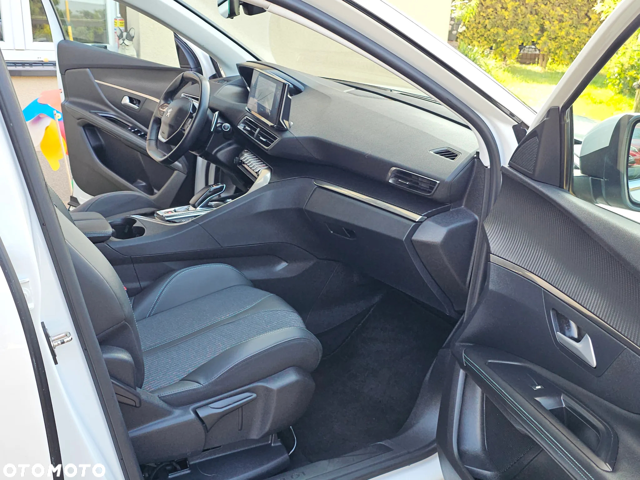 Peugeot 3008 Plug-In Hybrid 225 e-EAT8 Allure Pack - 26