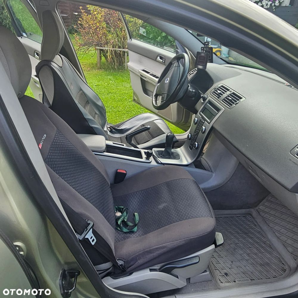 Volvo S40 - 11