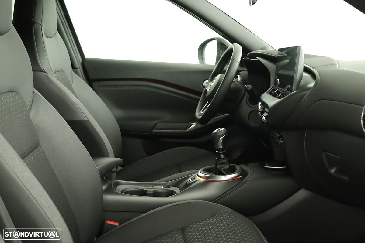 Nissan Juke 1.0 DIG-T N-Connecta - 21